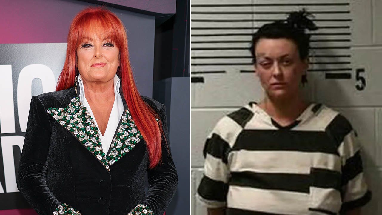 La fille de Wynonna Judd voit son accusation de prostitution abandonnée après s'être déshabillée sur une autoroute très fréquentée