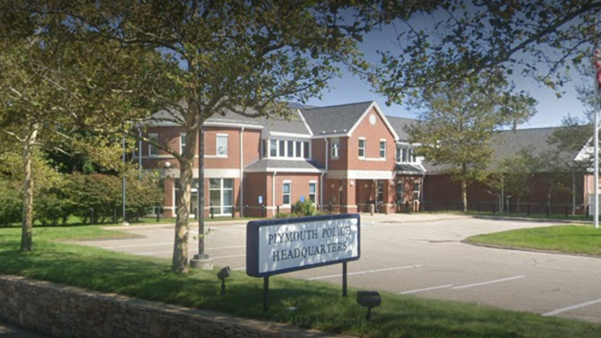 Extérieurs du service de police de Plymouth