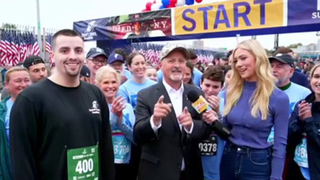 Tunnel to Towers 5K attire plus de 40 000 personnes pour « honorer » et