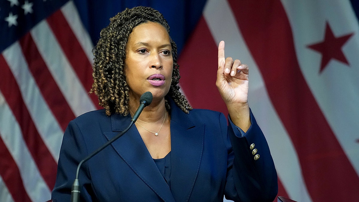 Le maire de DC Muriel Bowser