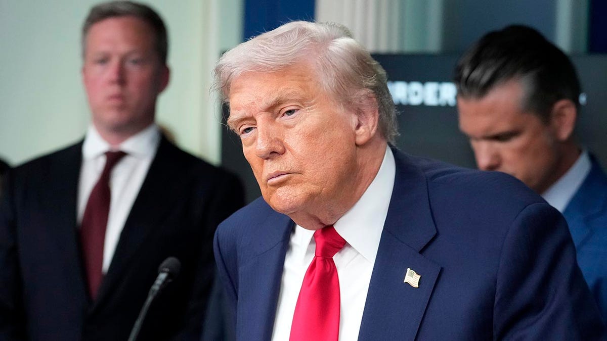 Donald Trump dans la salle d'information