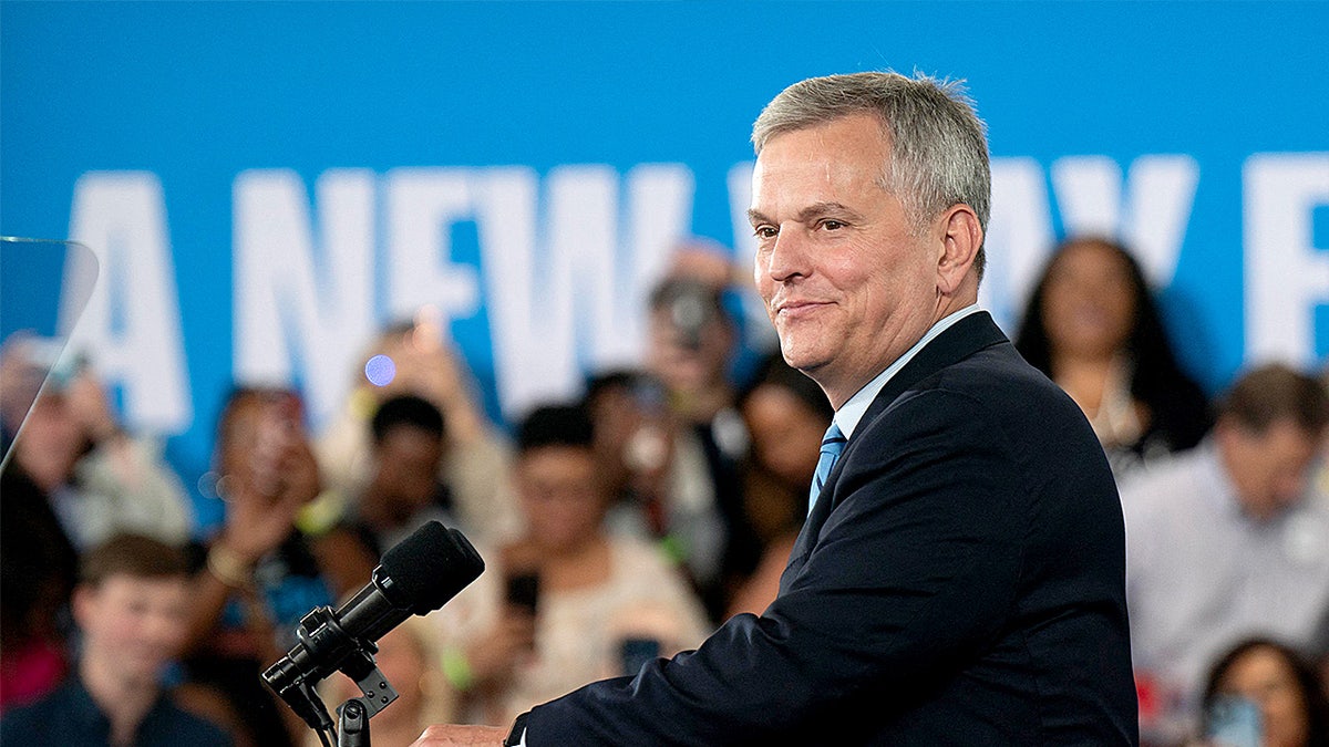 Le gouverneur Josh Stein vetoes vetoes anti-dei alors que les républicains tombent un vote de la Chambre timide de remplacer.
