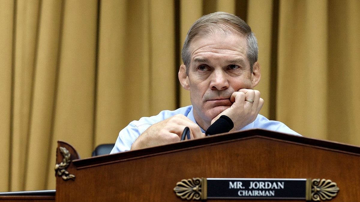 Le président judiciaire de la Chambre Jim Jordan, R-Ohio, préside une audience
