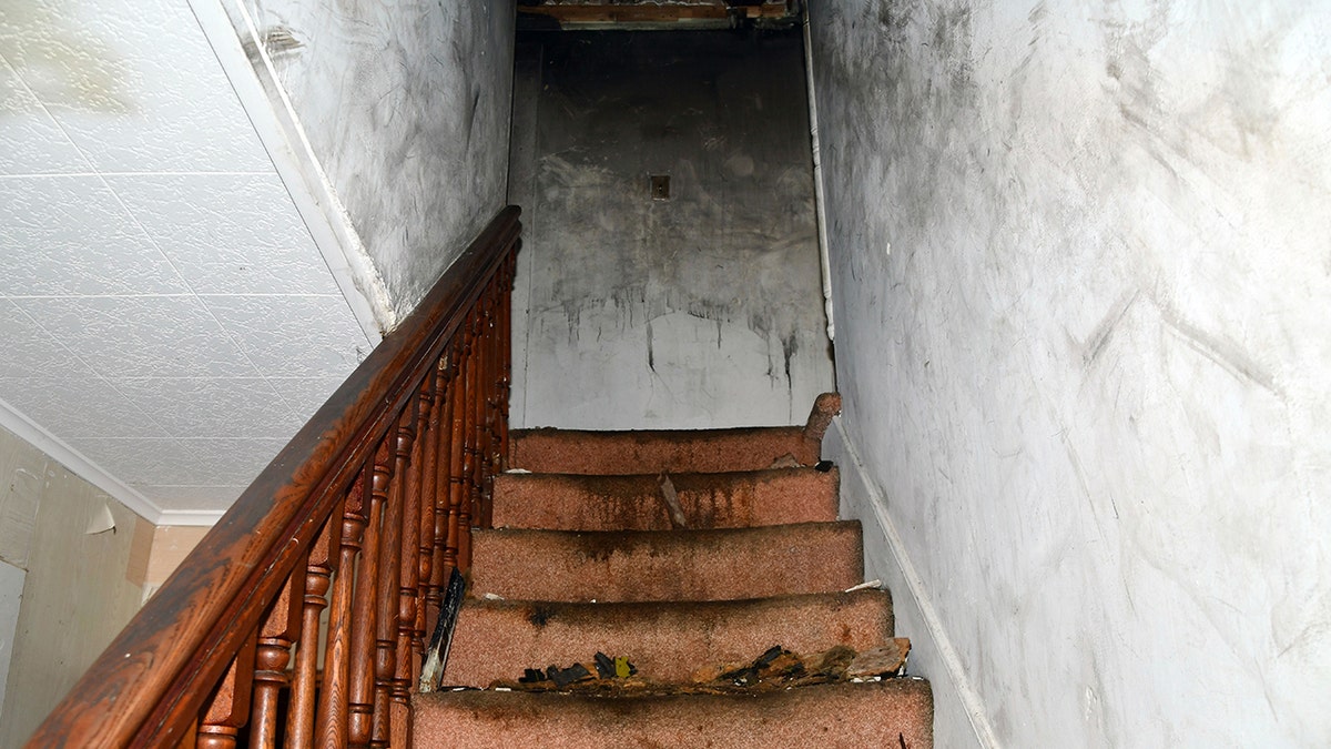 L'escalier de la maison de Kimberly Sullivan dans le Connecticut