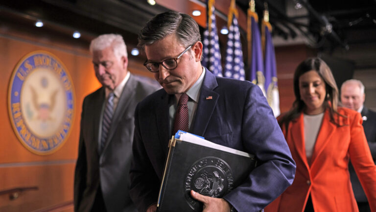 Les transfuges du GOP de la Chambre échouent au vote procédural pour amener la NDAA au sol