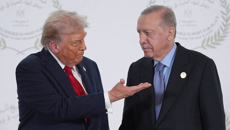 Russie, Hamas et Chine : trois raisons pour lesquelles la Turquie ne devrait pas se procurer le F-35
