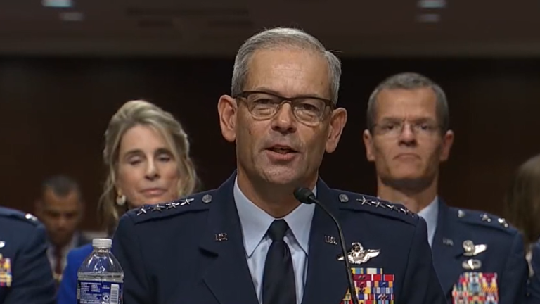 Alors que le Parti républicain débat des dépenses de défense, le chef de l&rsquo;Air Force fait pression pour un budget supplémentaire de 1,5 milliard de dollars