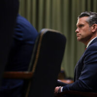Hegseth propose un prix de 37,5 milliards de dollars pour « certains aspects » de la guerre en Iran