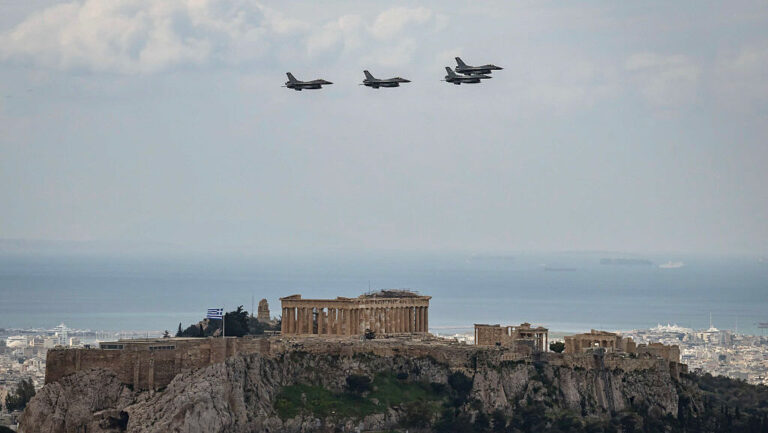 La Grèce approuve plus de 3,4 milliards de dollars pour la défense aérienne du Bouclier d&rsquo;Achille