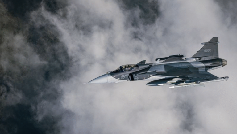 L&rsquo;Ukraine signe un contrat de 2,5 milliards de dollars avec la Suède pour la livraison de Gripen E d&rsquo;ici 2029