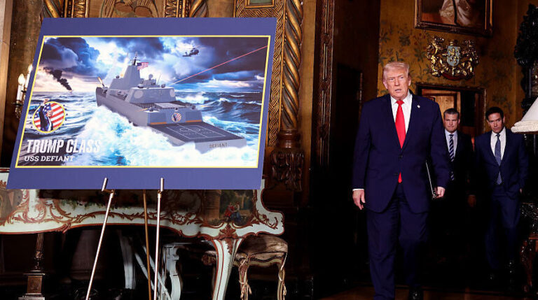 Le premier cuirassé de classe Trump pourrait coûter plus de 23 milliards de dollars (CBO)