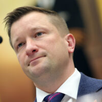 Le Sénat confirme les nominations au poste de contrôleur du Pentagone, des acquisitions spatiales et du chef du NRO
