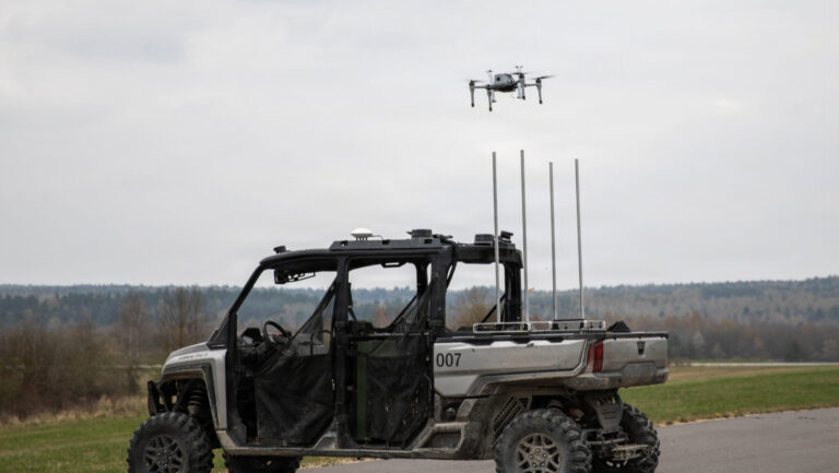 L&rsquo;armée modifie sa stratégie d&rsquo;autonomie pour s&rsquo;appuyer davantage sur des « vendeurs géniaux »
