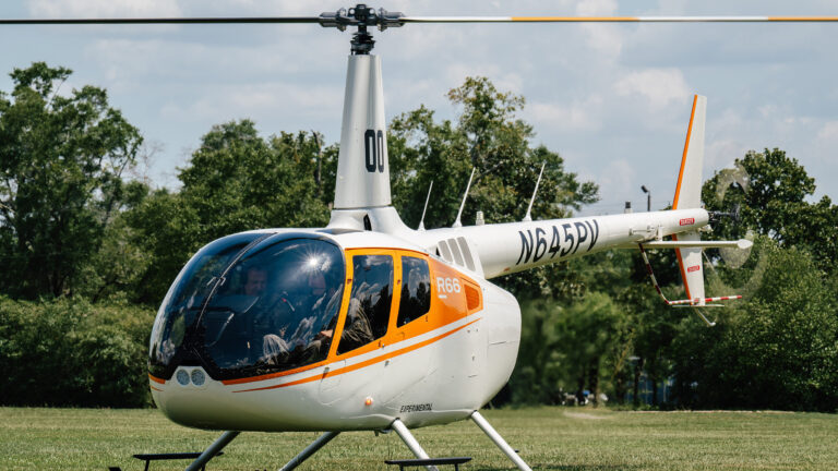 L&rsquo;armée choisit M1 pour diriger le programme de formation des pilotes Flight School Next