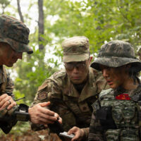 Les exercices militaires américano-sud-coréens réduits de moitié après la attaque de Trump