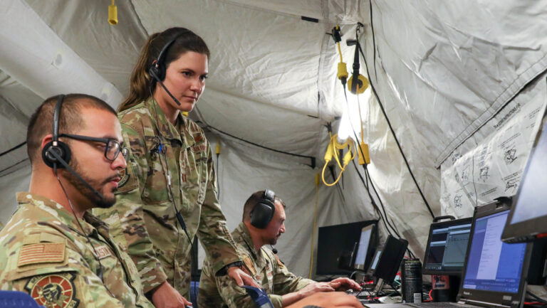 S&rsquo;efforce de créer une couche d&rsquo;IA pour NGC2 au niveau du corps, selon l&rsquo;armée
