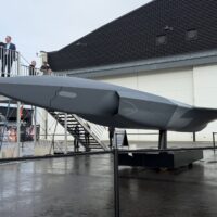 Saab présente un fidèle drone ailier qu&rsquo;il espère offrir à l&rsquo;armée de l&rsquo;air suédoise