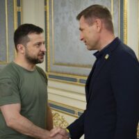 Le ministre estonien de la Défense démissionne suite au scandale des achats de munitions en Ukraine
