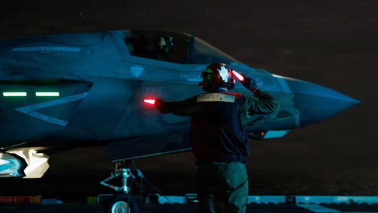 Des « centaines » de bâtiments et des « dizaines » d&rsquo;avions détruits ou endommagés lors des opérations en Iran : DoD IG