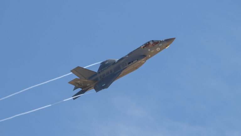 Rafael intègre la munition à distance SPICE 1000 sur les F-35 israéliens