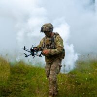 L&rsquo;armée dispose de suffisamment de drones pour chaque unité, elle doit maintenant former les soldats à leur utilisation