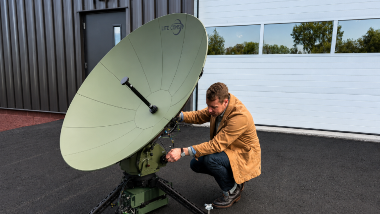Boeing choisit Lite Coms pour les terminaux SATCOM australiens BLOS