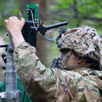 L&rsquo;armée octroie jusqu&rsquo;à 7 milliards de dollars pour l&rsquo;IDIQ, un contre-drone tentaculaire