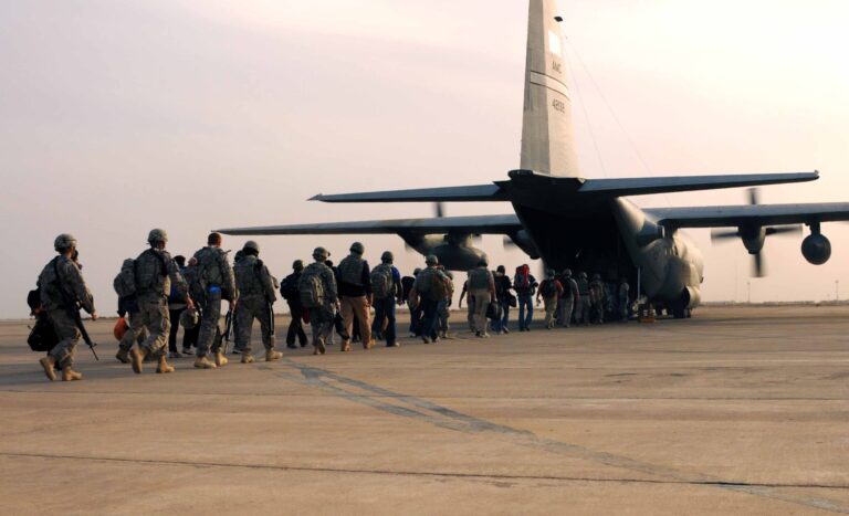 Les États-Unis retirent leurs dernières troupes d&rsquo;Irak