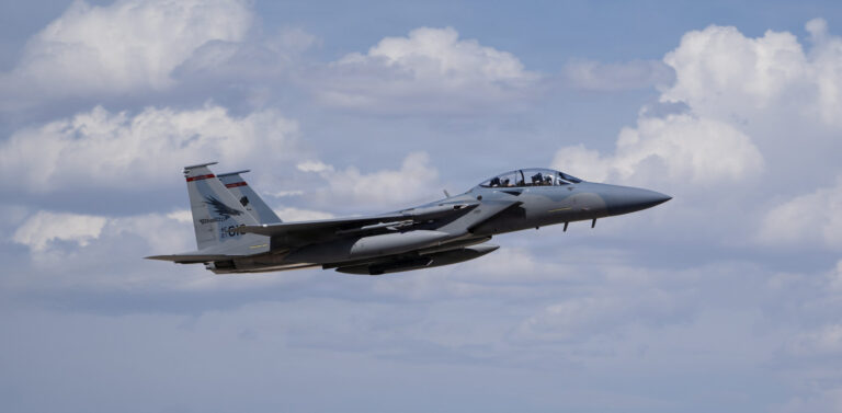 Boeing conclut un accord de 2,4 milliards de dollars pour davantage de chasseurs F-15EX
