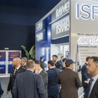 En premier lieu, des entreprises israéliennes et une délégation exposées au salon aéronautique de Marrakech au Maroc