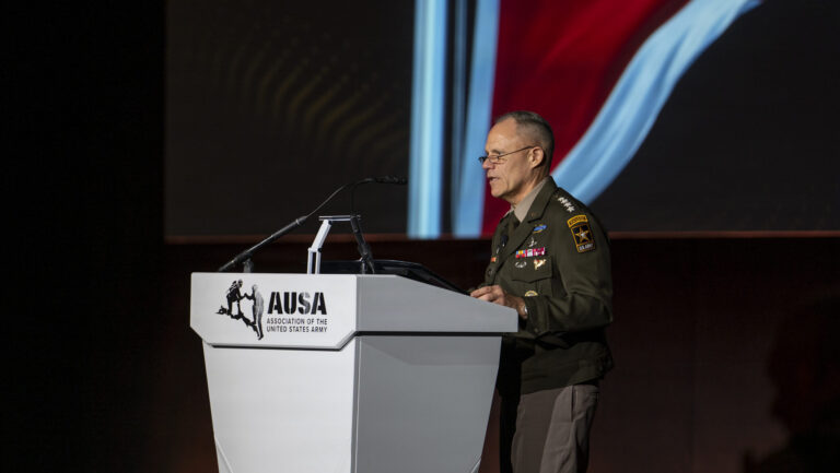 LaNeve « redésigne » le Commandement des futurs et des concepts de l&rsquo;armée en tant que nouveau commandement de l&rsquo;autonomie du FASCOM