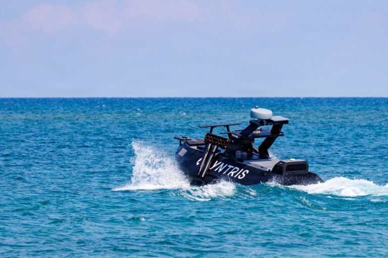 Comment les navires de surface sans équipage effectuant des ISR contribuent à renforcer une conscience maritime persistante